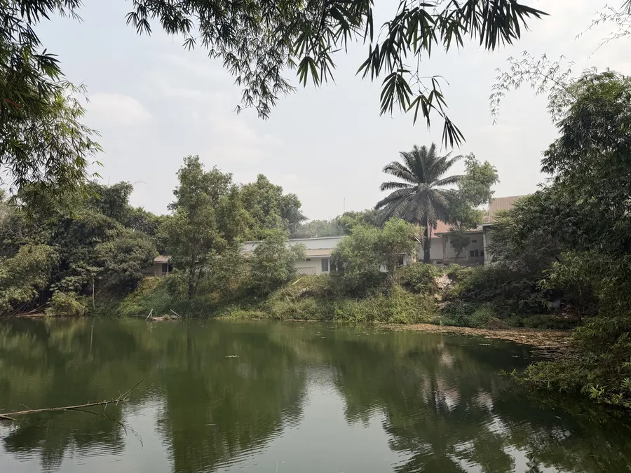 Le lac · Venus Village